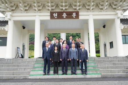 우리대학, 호국보훈의 달 맞아 임실호국원 참배 게시글 썸네일